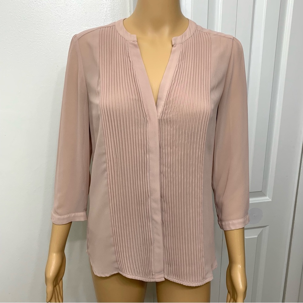 Elegant Pink Blouse - Picture 7 of 7